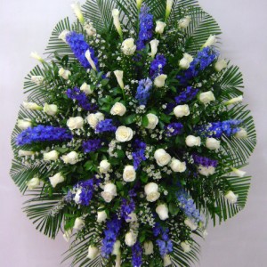 Corona Fúnebre en Rosas Ref.007